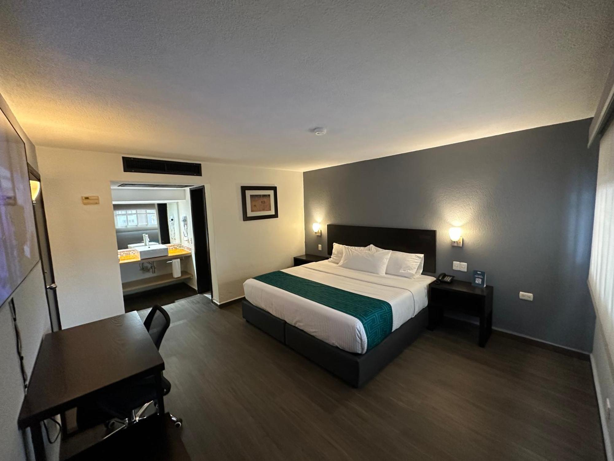 Hotel Inhouse Obregon Ciudad Obregón Esterno foto