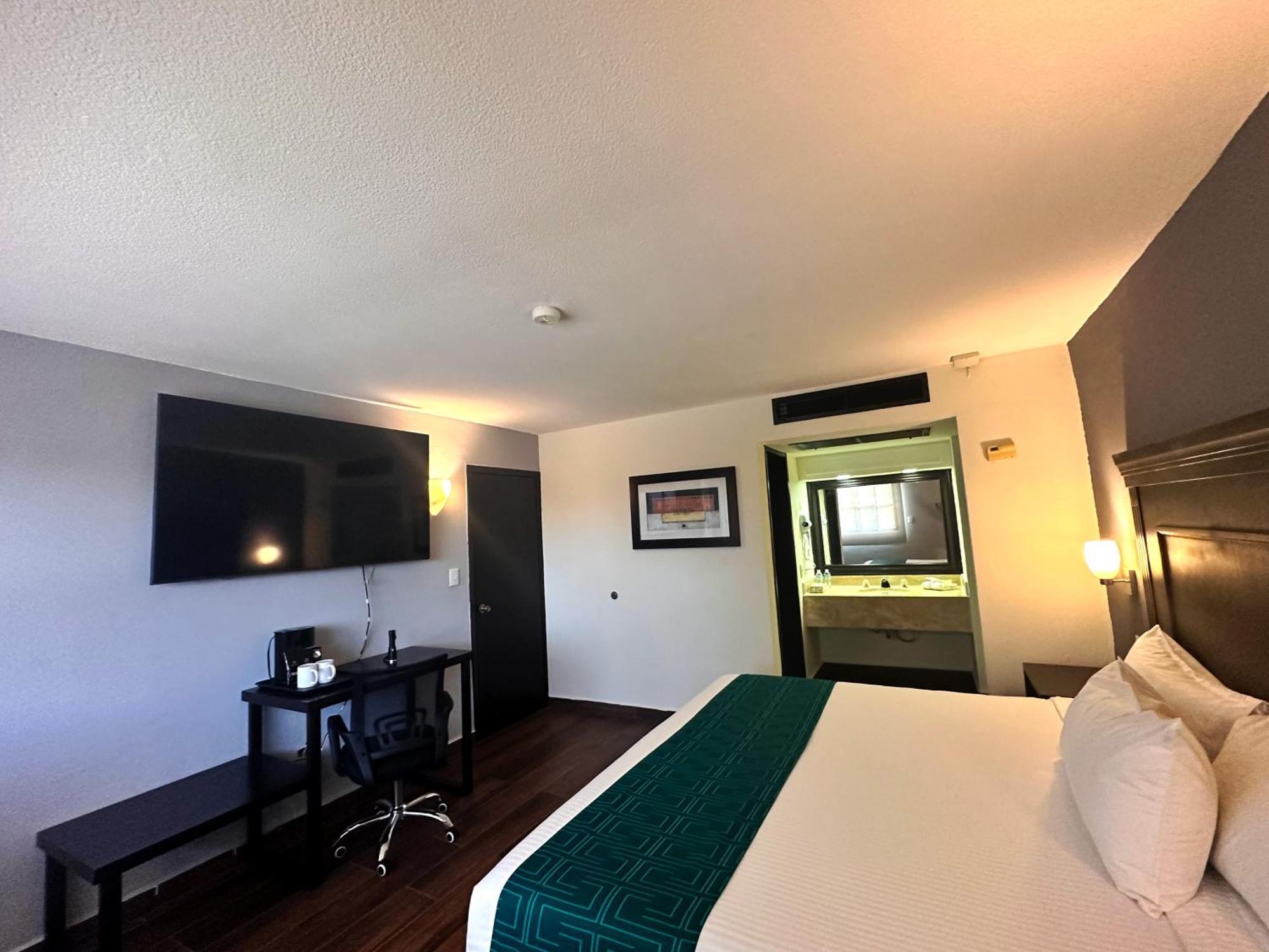 Hotel Inhouse Obregon Ciudad Obregón Esterno foto