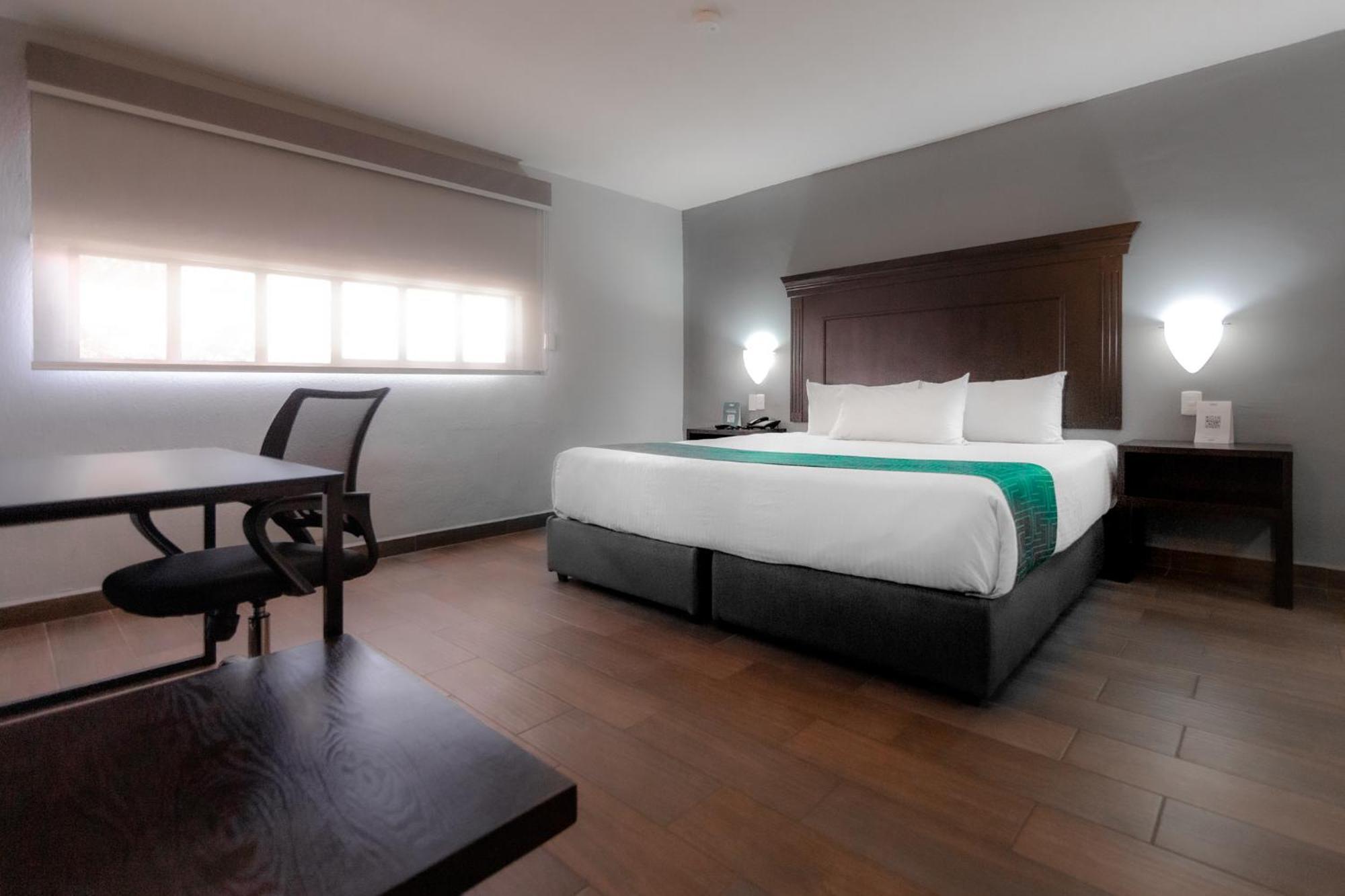 Hotel Inhouse Obregon Ciudad Obregón Esterno foto