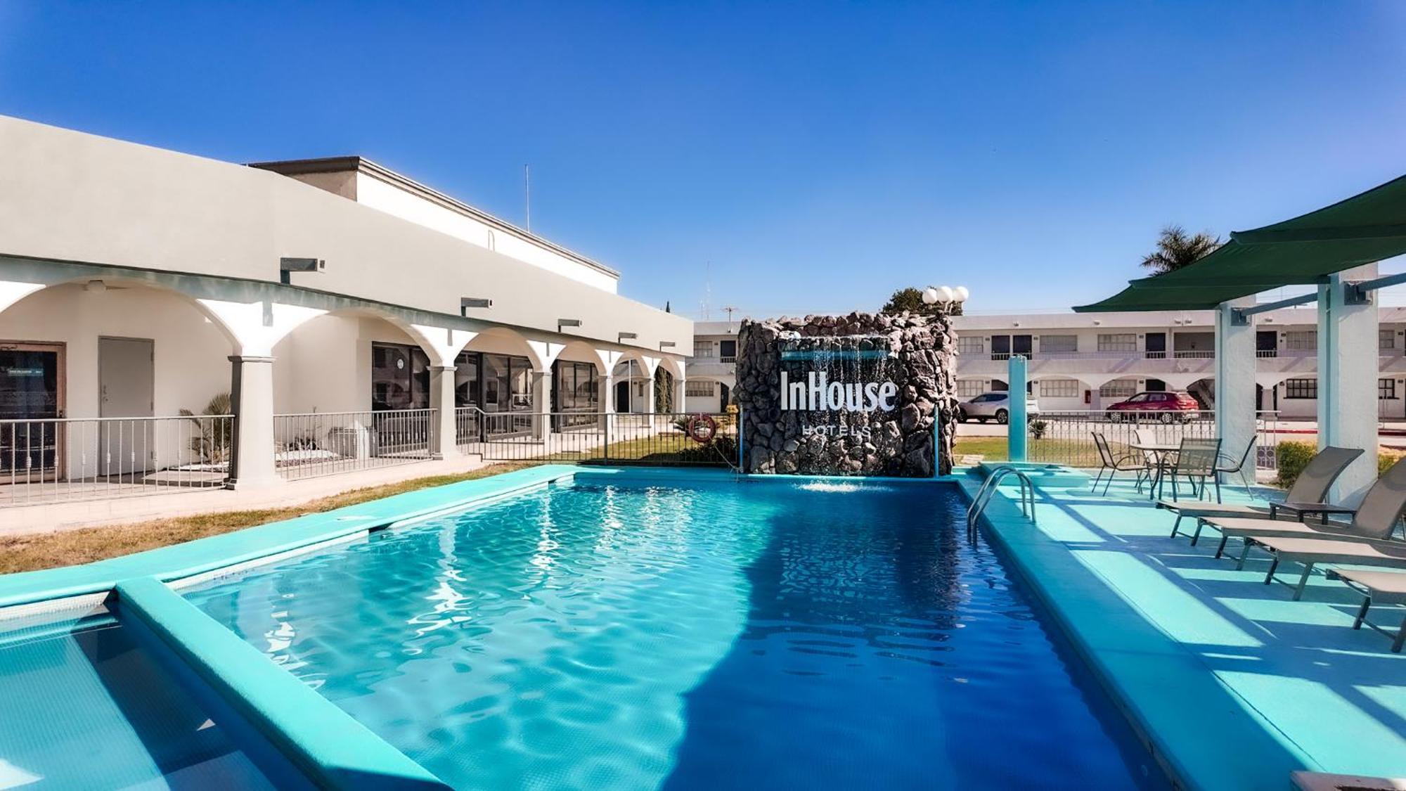 Hotel Inhouse Obregon Ciudad Obregón Esterno foto
